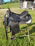 Dakota 600L 17IN Pleasure/trail Traditional Leather Western Saddle, Black. Fixed Price $950.00.