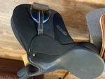 Wintec Synthetic English Horse Saddle 16. Fixed Price $217.00.
