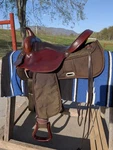 Fabtron 16.5 Western Trail Synthetic And Leather Saddle. Fixed Price $725.00.