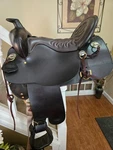 T60-621-9211-11 Tucker High Plains 16.5" Brown Trail Saddle New!. Fixed Price $2700.00.