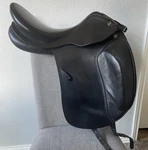 17 Prestige K1 Dressage Saddle. Fixed Price $1500.00.