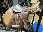 16.5IN Bates Caprilli English Saddle W/ Exchangeable Gullet System. Fixed Price $600.00.