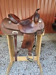 Crates Western Saddle. Model 2363. Qh Bars. 15.5 Seat.. Fixed Price $1300.00.