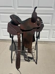 13.5" Double J Lynn Mckenzie Nueva Barrel Saddle. Fixed Price $1950.00.